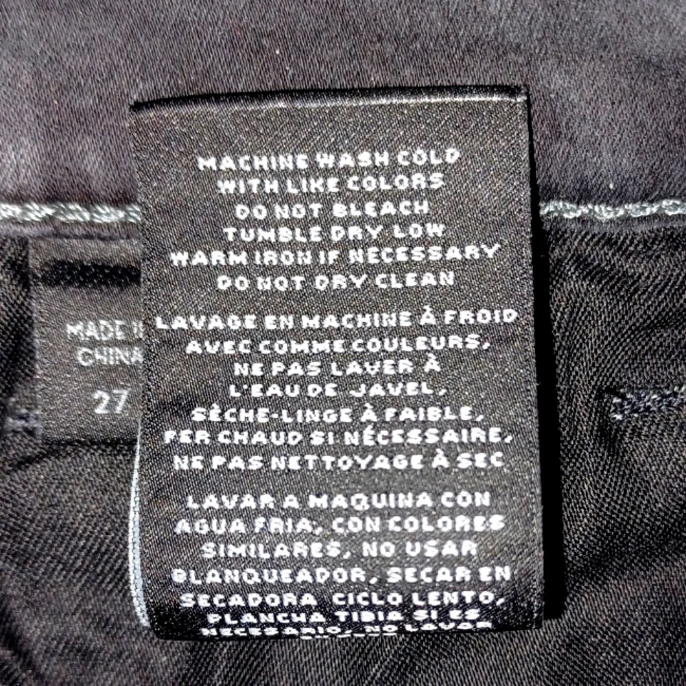 NWOT J Brand High Rise Crop Cigarette Jeans - Picture 8 of 8